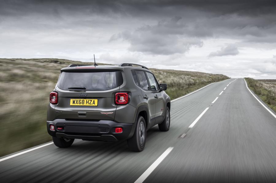  Jeep Renegade Trailhawk (BU) 2018 года  (UK) (фото 18 из 36)